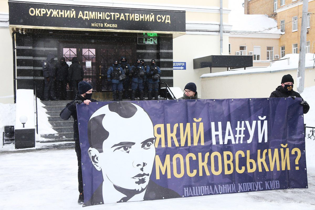 Окружний адмінсуд Києва роками намагався захопити владу в Україні — тепер його повноваження хочуть обмежити. Розповідаємо, як він став символом занепаду правосуддя