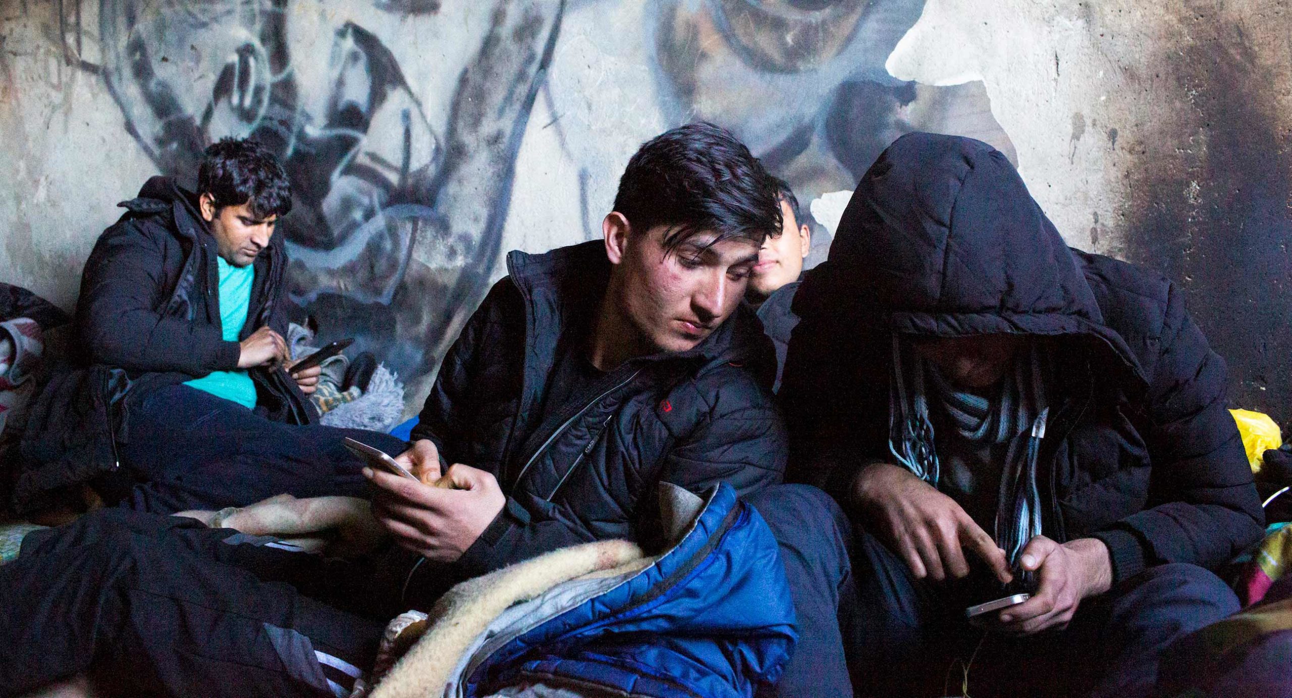 Фортеця «Європа»: як мігранти стикаються з поліцейською жорстокістю на Балканах