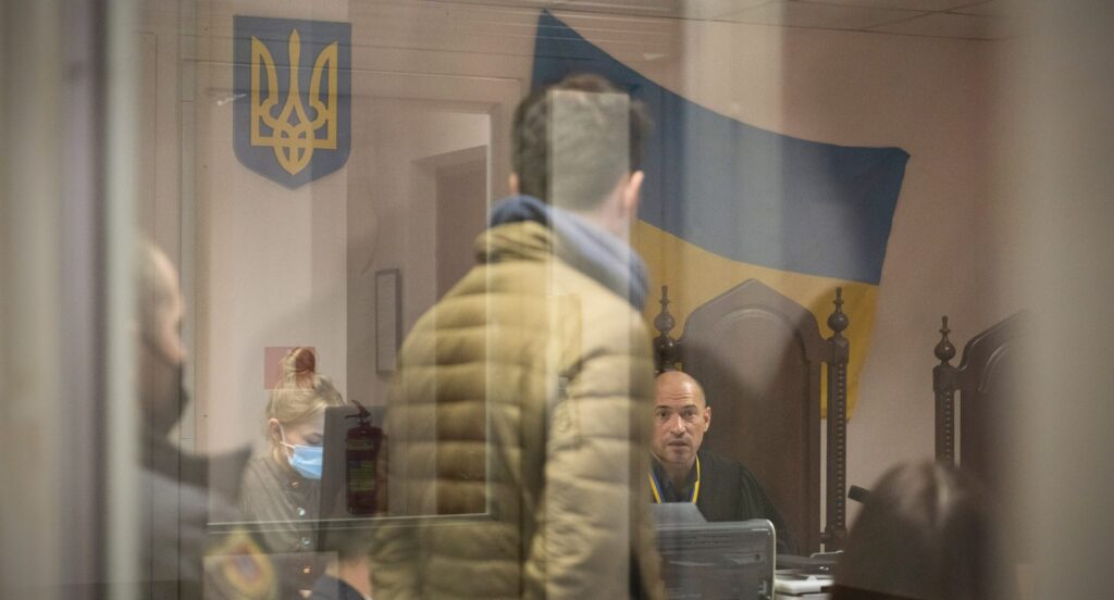 Фотографа Нікіфорова помістили під цілодобовий домашній арешт. Цього вимагало обвинувачення в апеляції