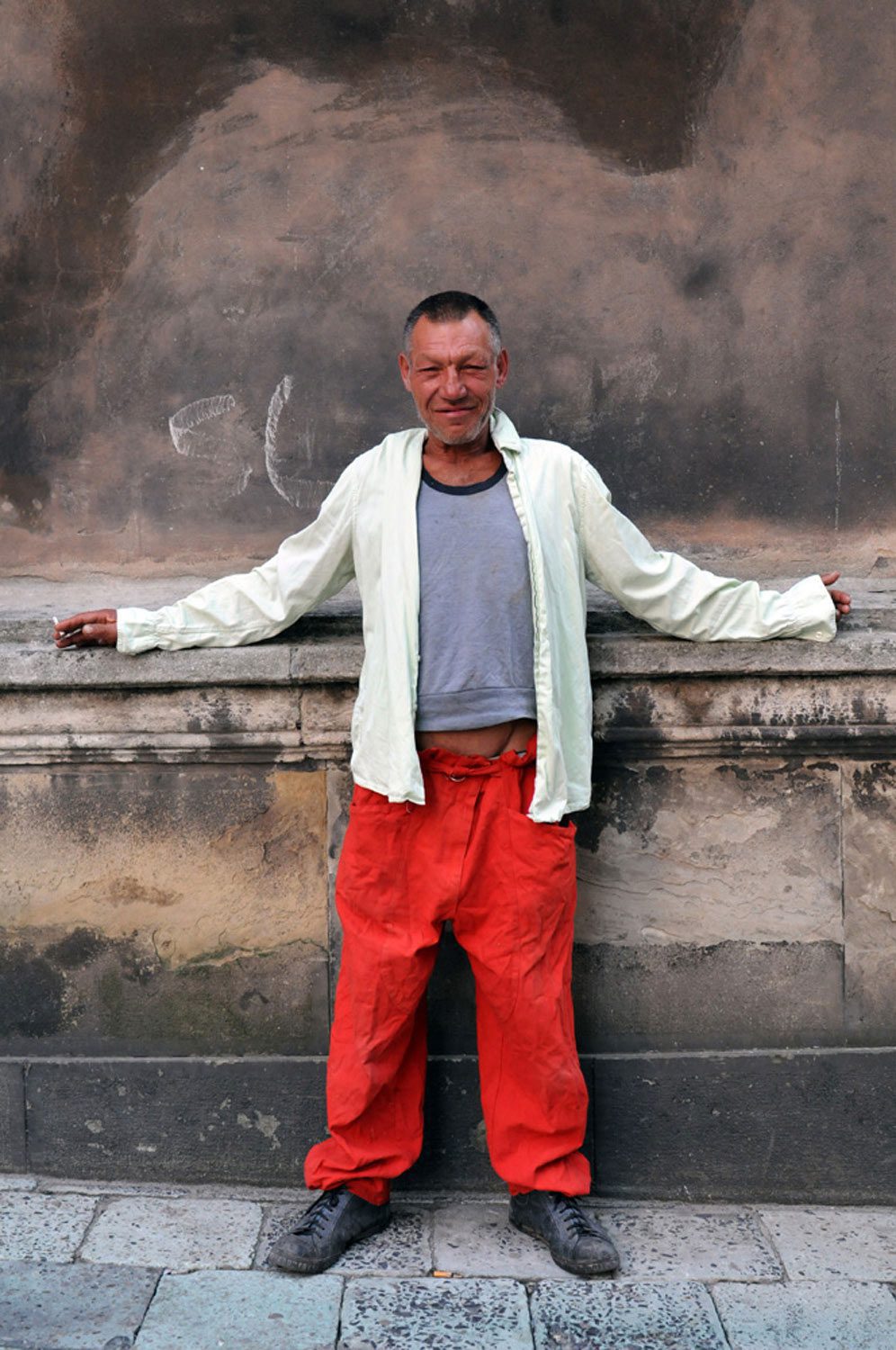 Мода Славіка. Фотосерія про львівського безхатька — в «Рівні цензури»