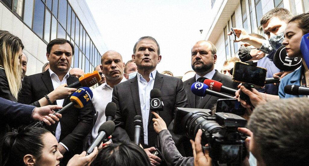 Medvedchuk Accused of Treason: Zelenskyy’s First De-Oligarchization