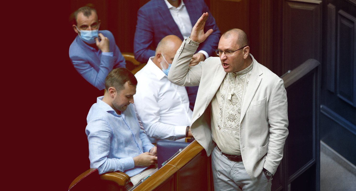 Ездил «на ковер» к Лукашенко и выступал на прокремлевском канале: чем запомнился Евгений Шевченко, которого исключили из «Слуги народа»