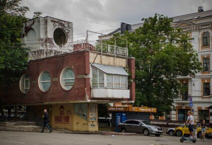 В Киеве активно сносят историческую застройку. Вот 25 зданий, которые мы уже потеряли или скоро можем потерять