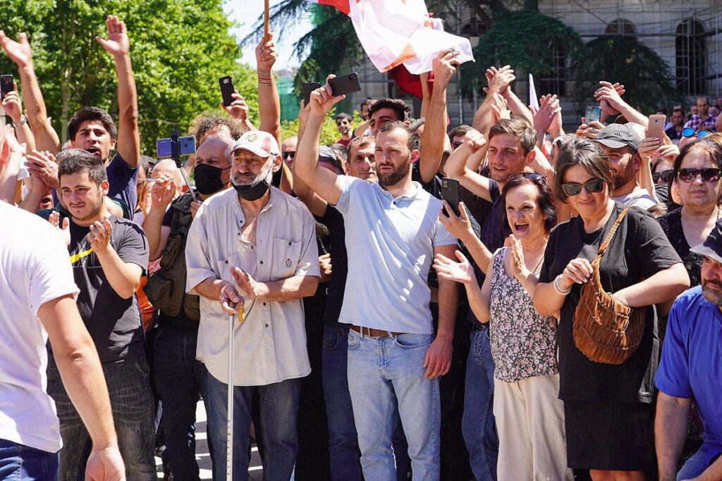 <b>Gay Pride in Tbilisi has been viciously attacked.</b> Authorities turned a blind eye as participants and journalists were beaten - Заборона tbilisi pride 35 1024x683 - <b>Gay Pride in Tbilisi has been viciously attacked.</b> Authorities turned a blind eye as participants and journalists were beaten - Заборона