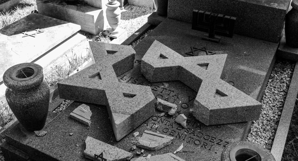 Доклад ЕС об антисемитизме, теориях заговора о связи евреев с пандемией и о том, что с этим делать