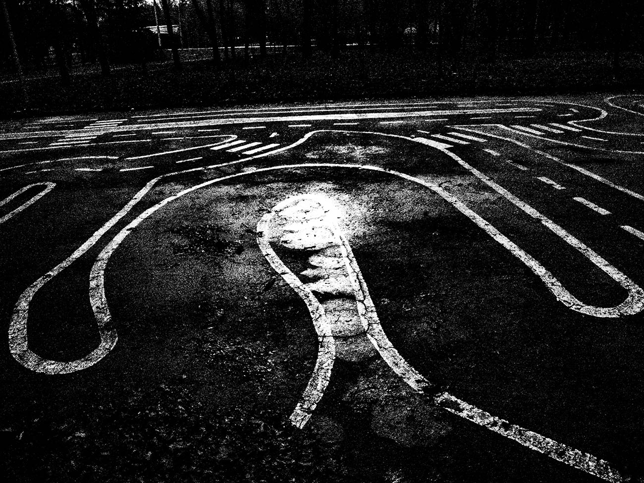 Шлях міста. Фотопроєкт Євгена Бондаренка в «Рівні цензури»