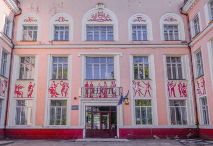 Що ви знаєте про архітектуру промислових міст? Вона прекрасна. Ось як виглядає багата історична спадщина Шостки