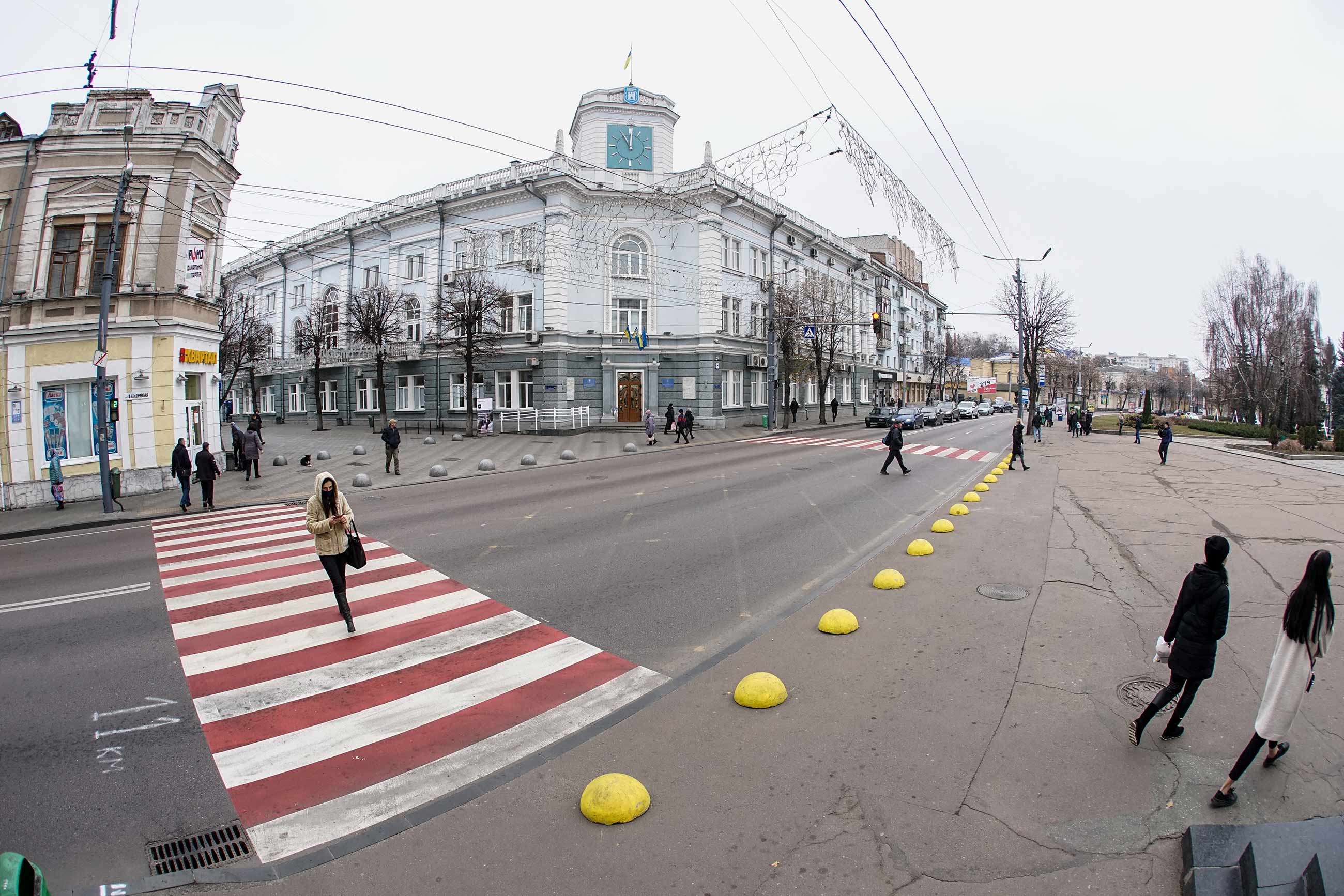 Як виглядали українські міста до війни? Згадуємо наші улюблені