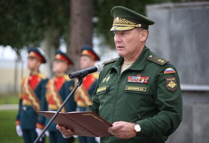 Генерал Дворніков