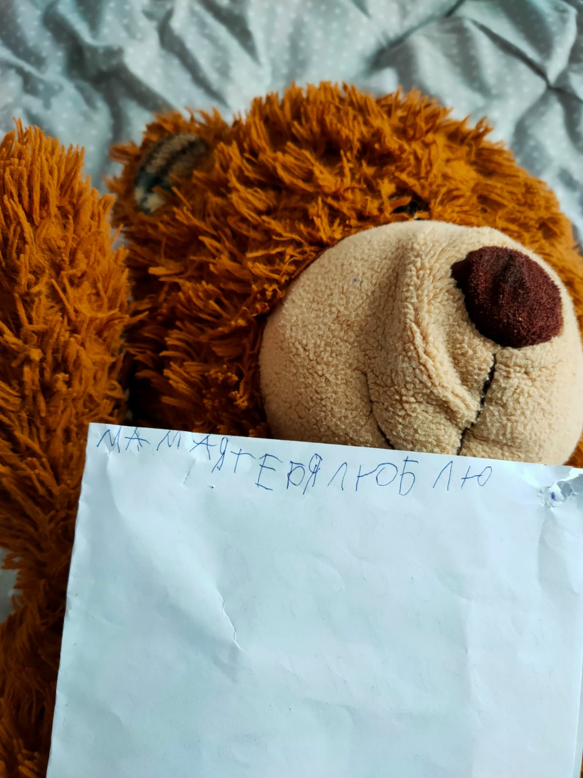 Історія одного підвалу в Маріуполі. Як сусіди допомагали один одному вижити у нестерпних умовах