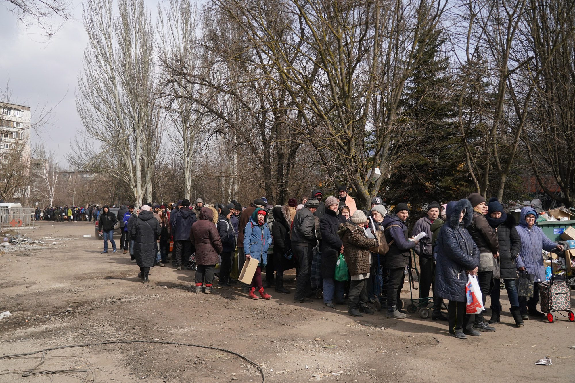 Депортація чи насильницьке переміщення: як допомогти українцям