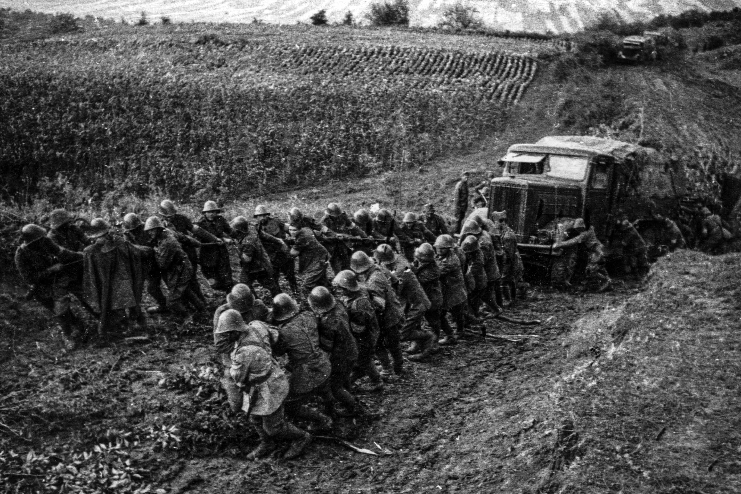 40 фотографій, що показують, як почалася Друга світова війна в Україні