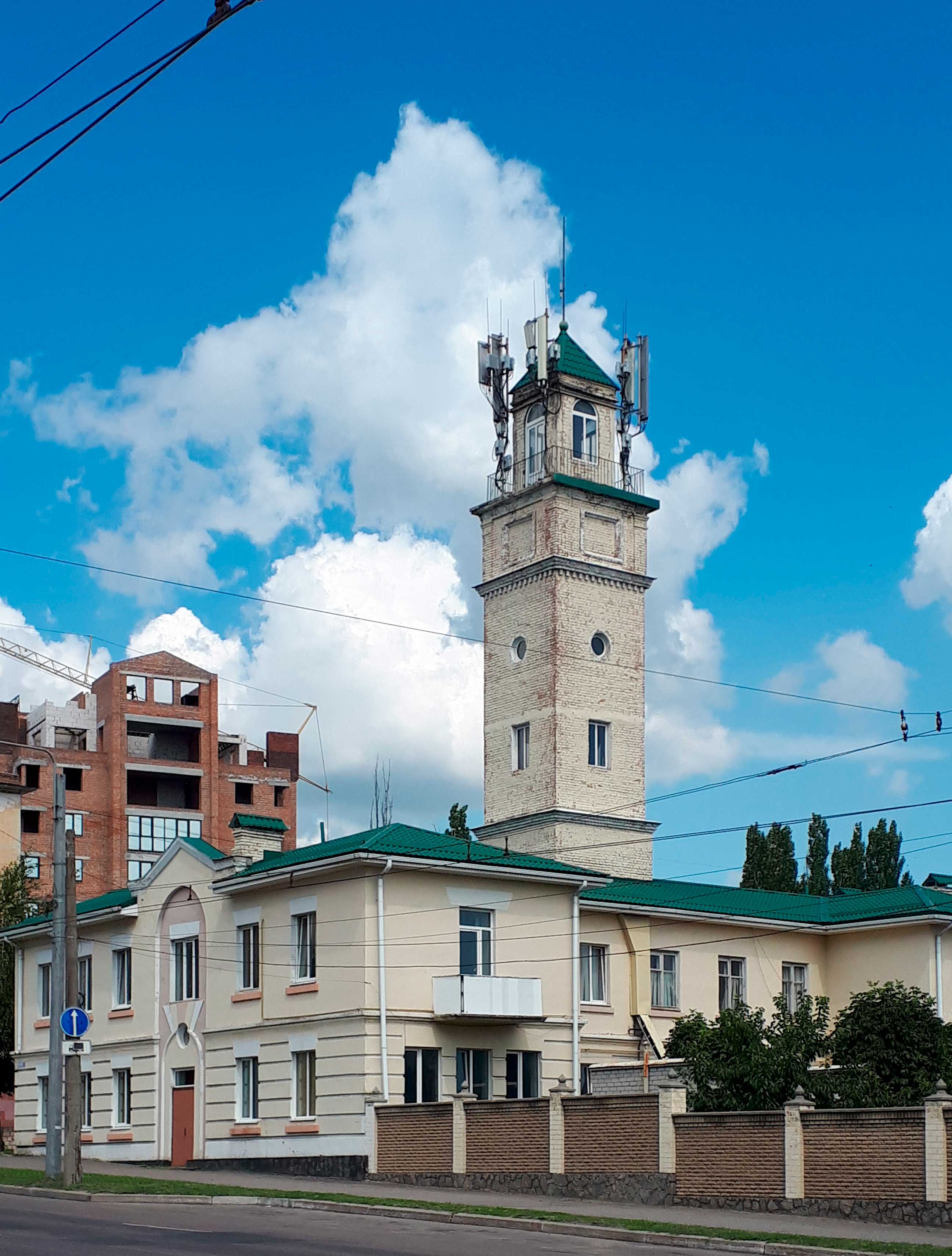 Кременчук і війна: архітектура, Крюків, міст через Дніпро