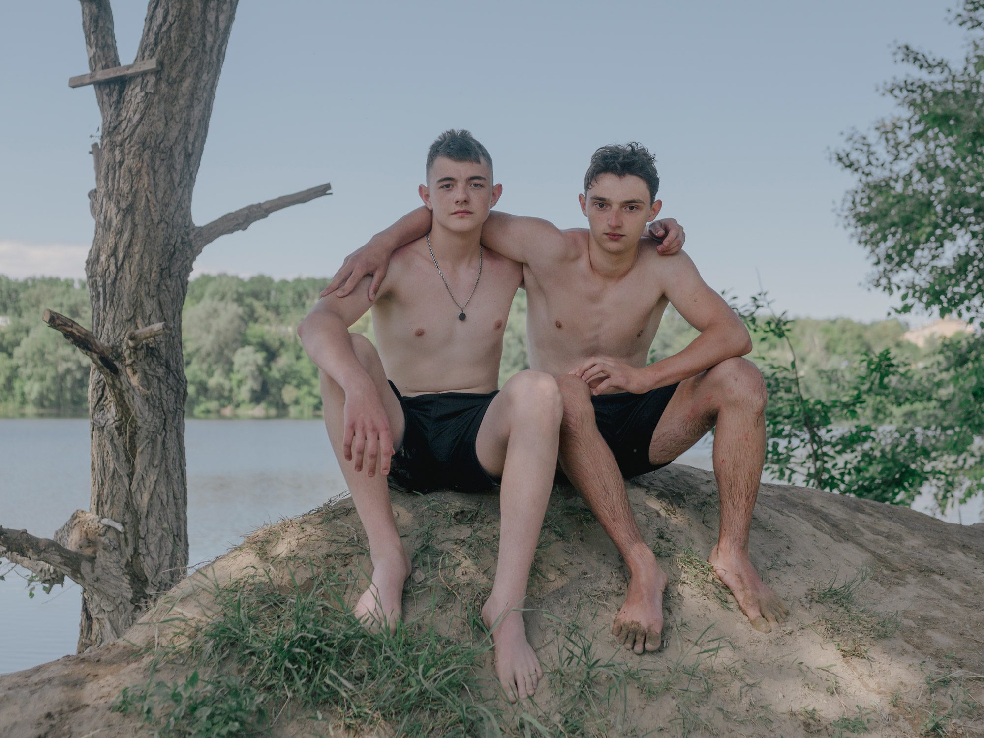 Молодість і війна: юні кияни у фотоесеї Фабіана Ріттера
