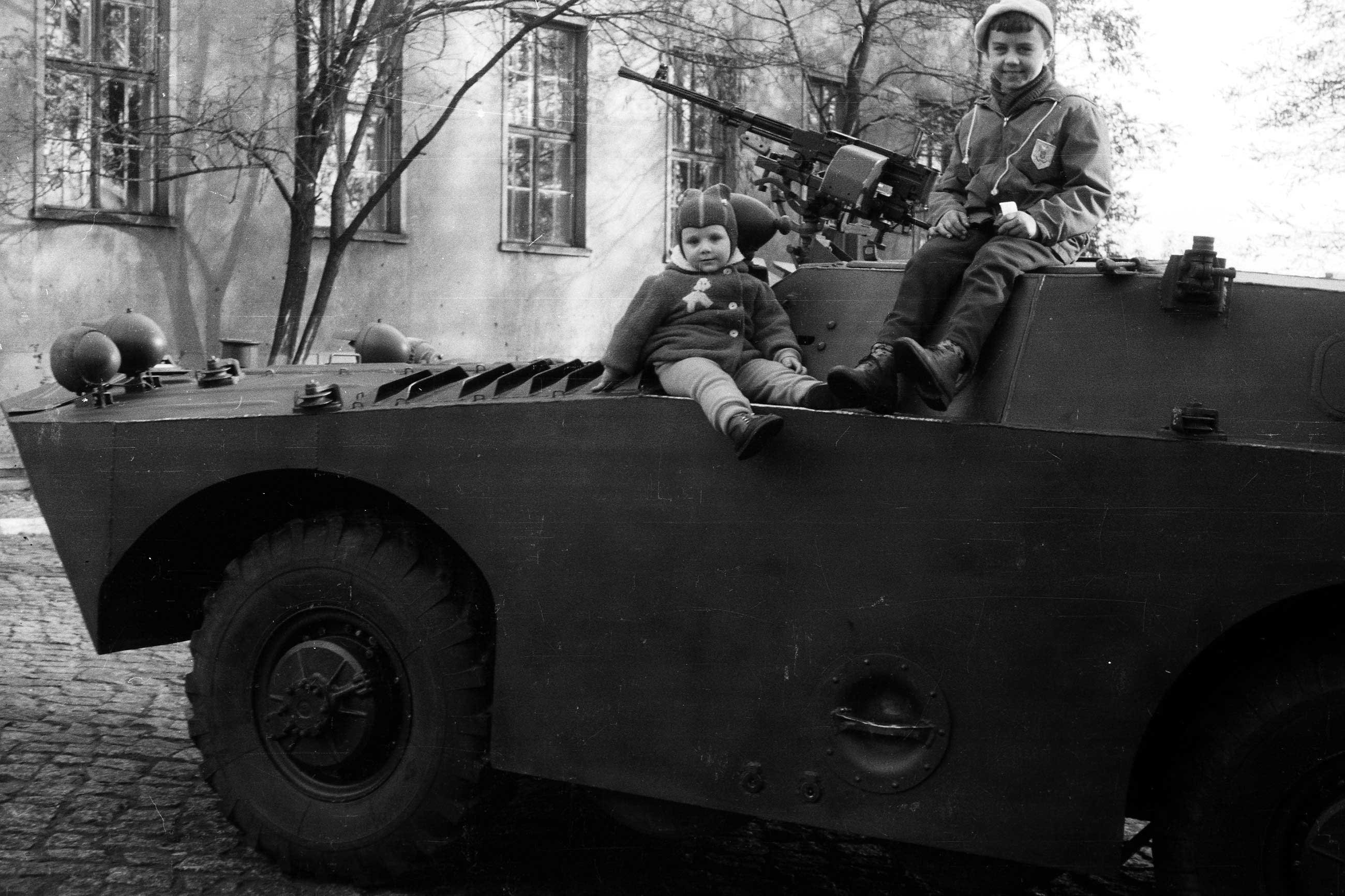 Як виглядало життя радянського військового — у фотографіях