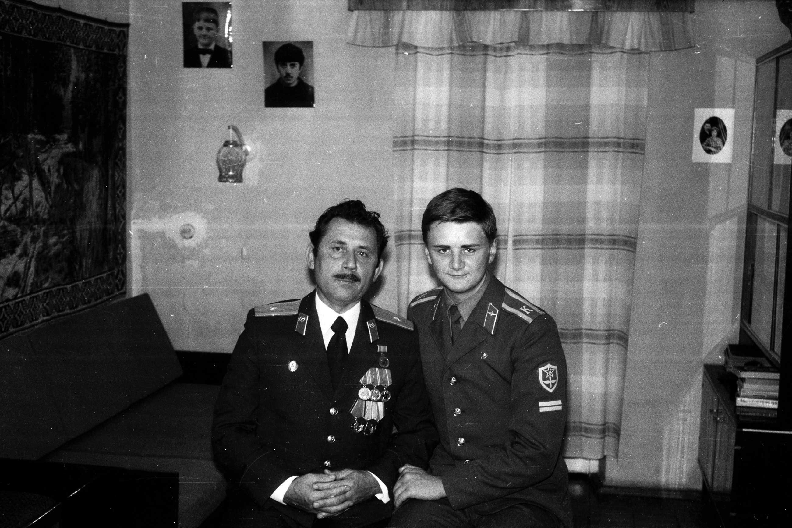 Як виглядало життя радянського військового — у фотографіях