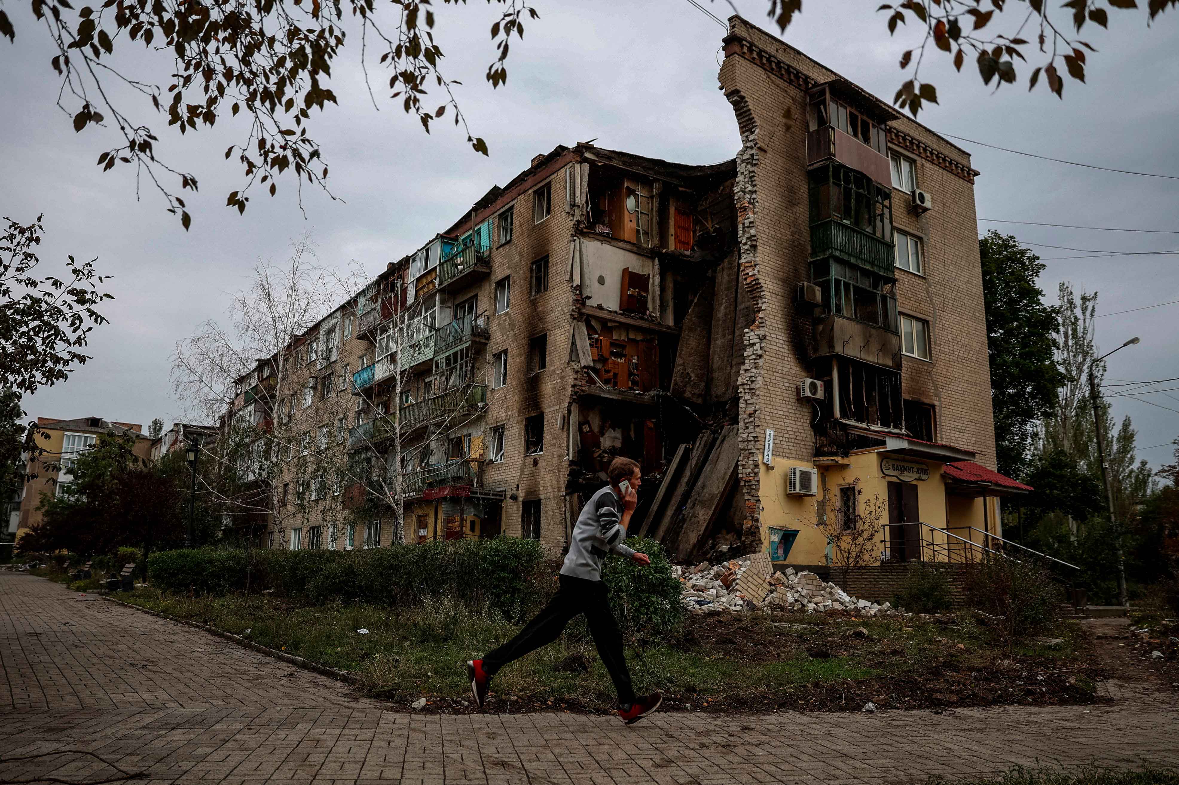 Війна в Україні: чим живе Бахмут сьогодні
