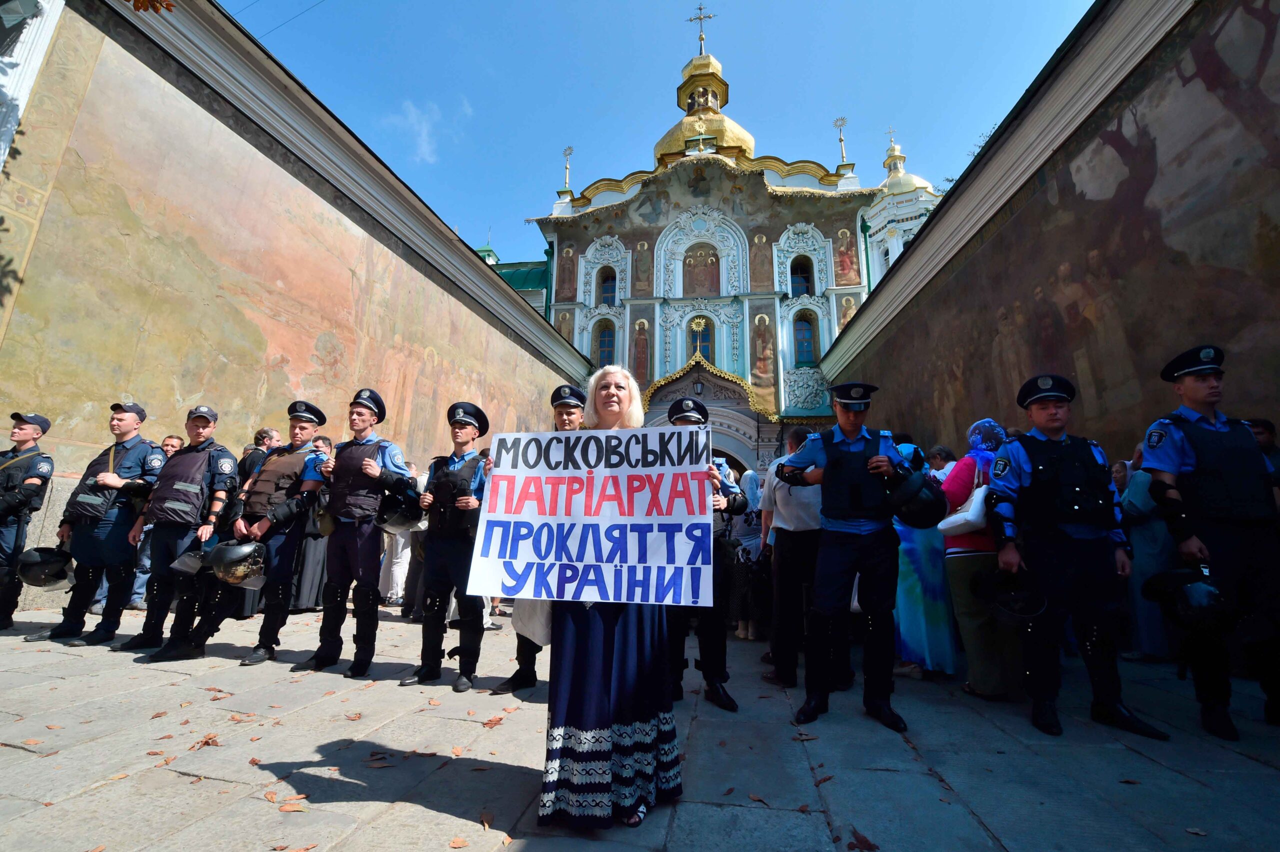 Московський патріархат в Україні заборонять. Пояснюємо, чому цього варто було очікувати