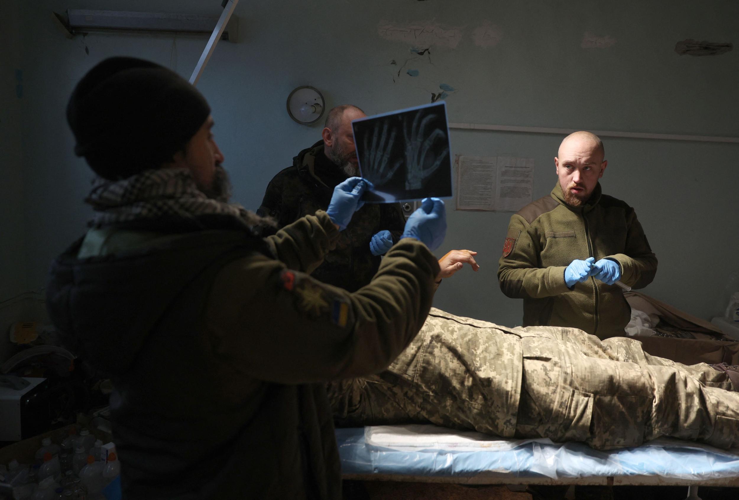 Вийськови лыкові оперуют в госпітали в Донецкий оплания