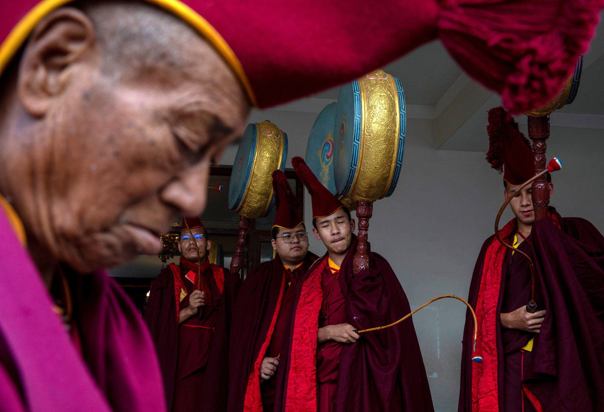 Тибетські будисти в монастирі