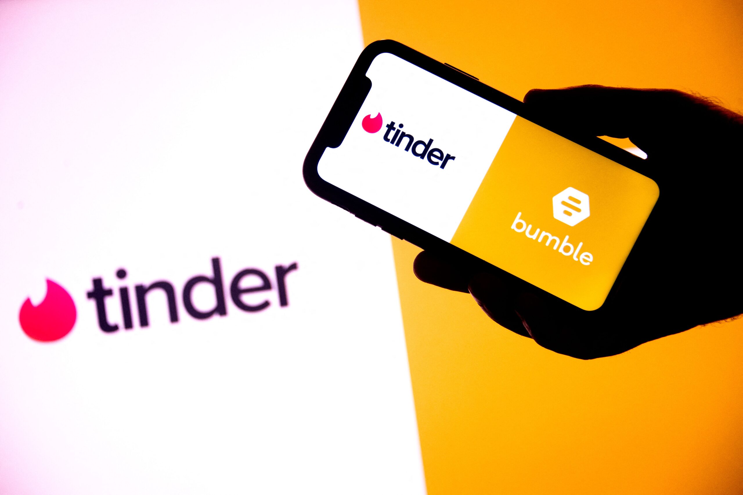 Tinder ускладнює верифікацію: для чого це роблять - Заборона