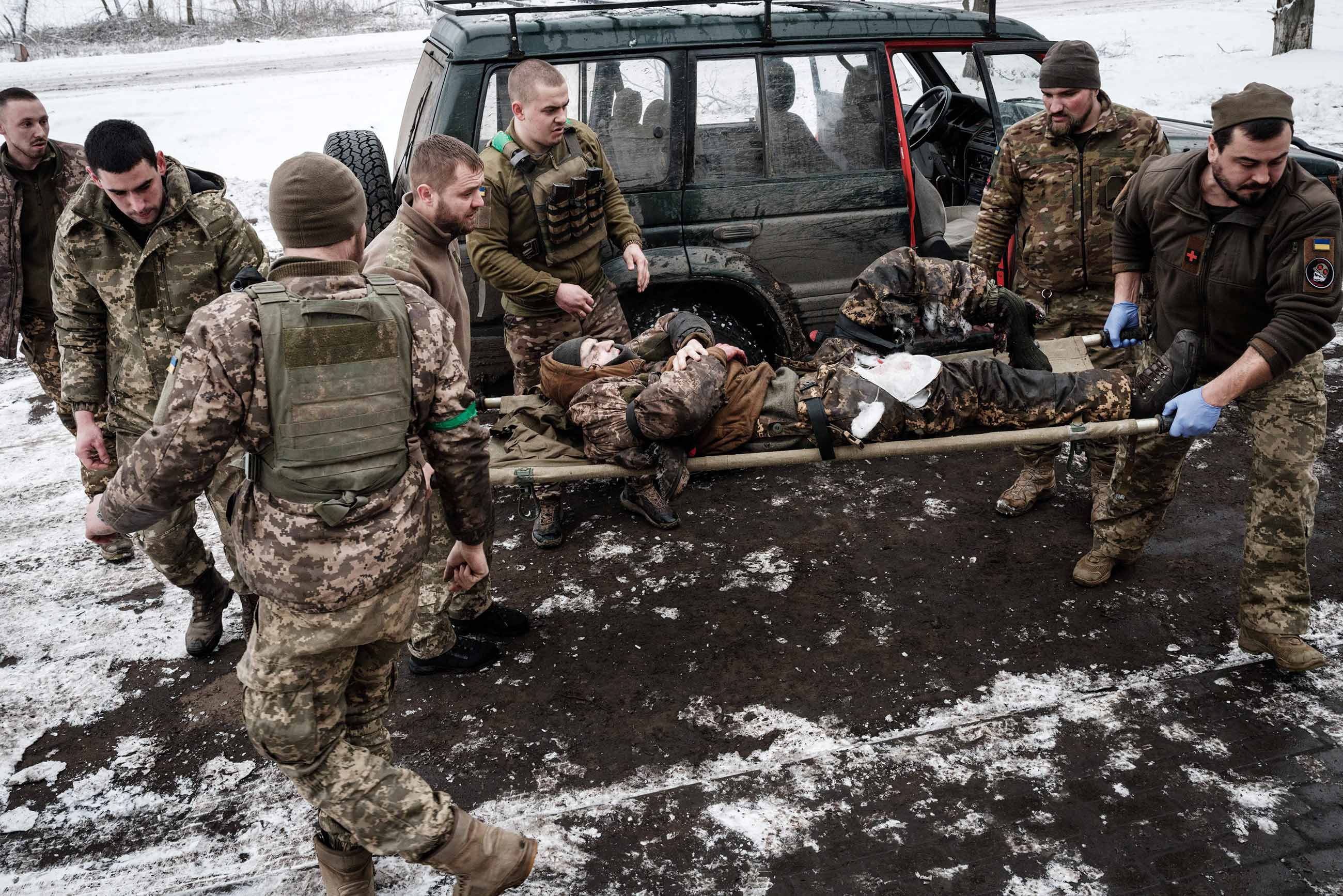 Готовят нападение. Украинские военные. Украинцы военные. Военные машины ВСУ.