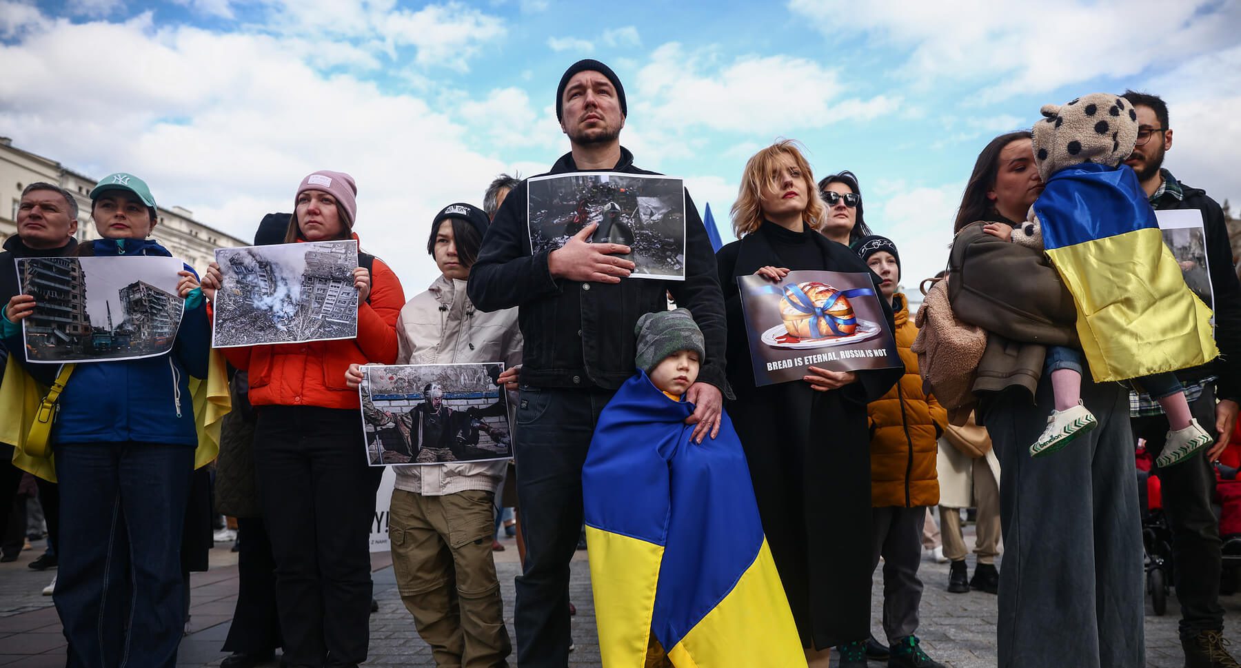 Гроші, вина, порно, шовкові панчохи, велосипеди, парфуми, гумовий фалос | Історична правда